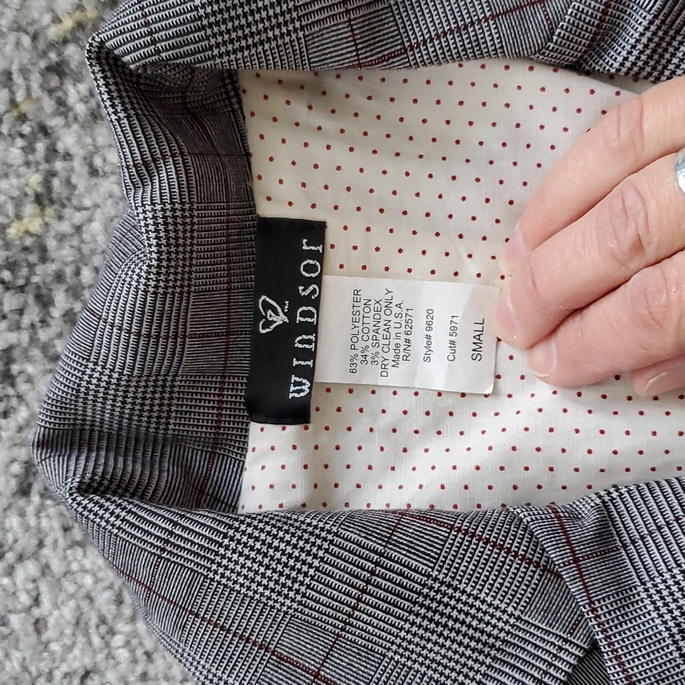 Plaid Jacket - Picture 2 of 4